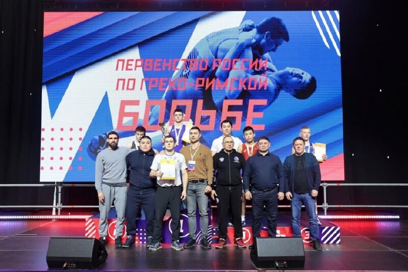Хабаровский борец выиграл первенство России среди юношей